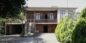Родителям погибших в результате пожара в Саберио детей государство передало дом в селе Коки