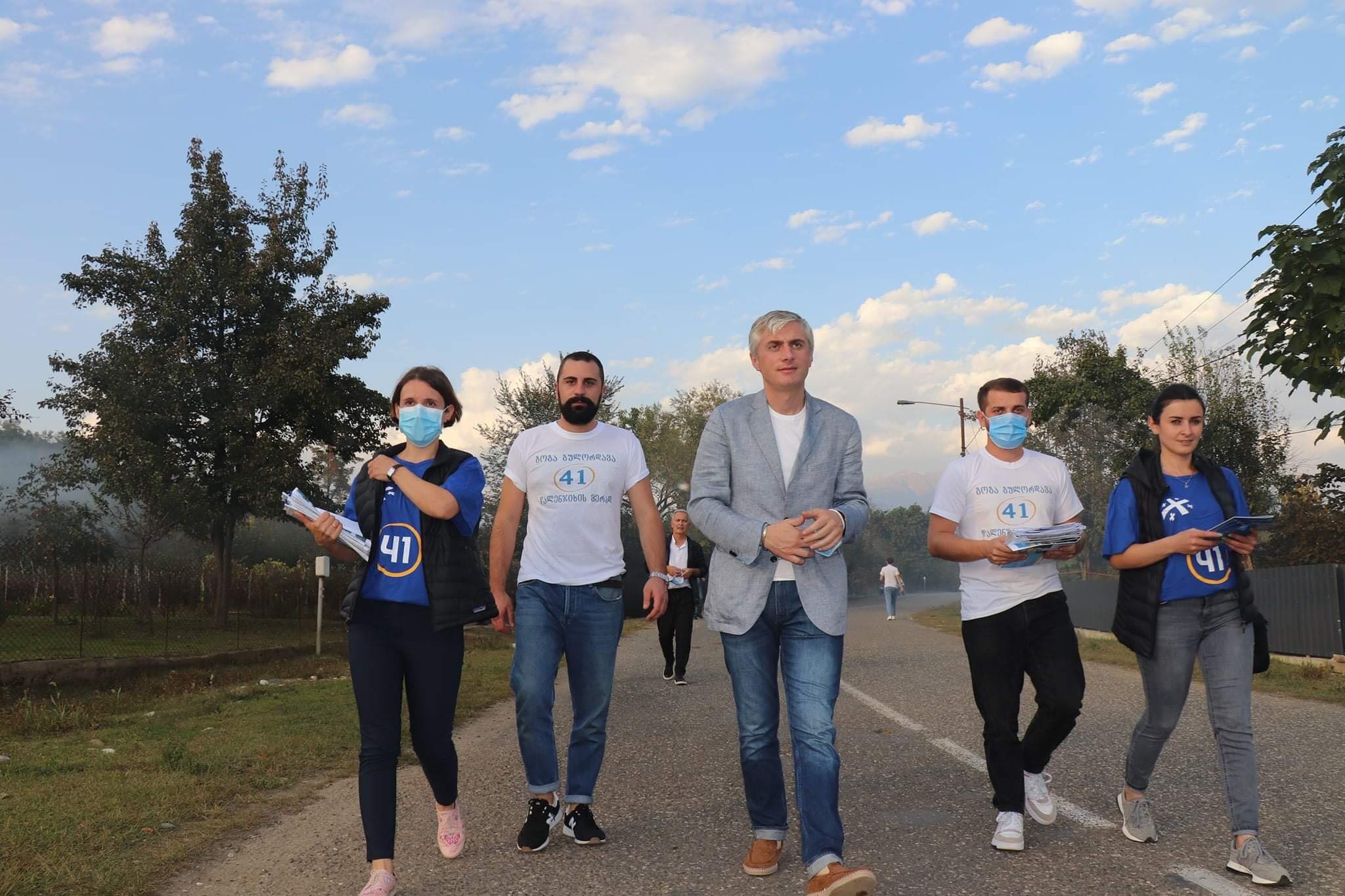 გოგა გულორდავა: „მეორე ტურში წალენჯიხაში ისე, როგორც არასდროს, მარტივია არჩევანი; მე გეგმა მაქვს, ხოლო ოპონენტს – აგრესია და ცარიელი ხელები“