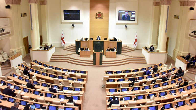 რომელ მუხლებს შეეხება ამნისტია – პარლამენტში პროექტის "ოცნების" ვერსია დარეგისტრირდა