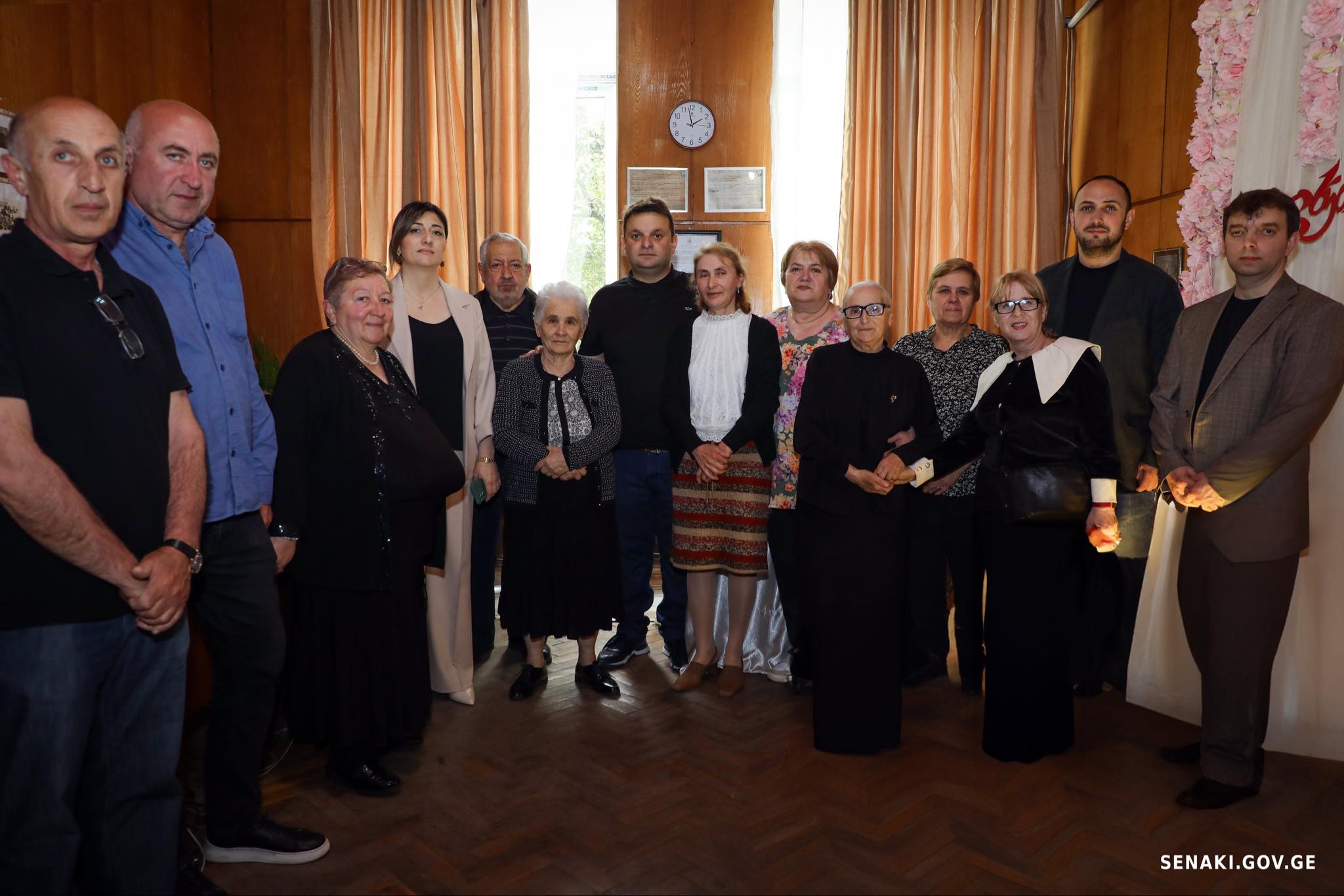 სენაკის მერმა კოლხეთელებს გაზეთის დაარსების 101 წლის იუბილე მიულოცა