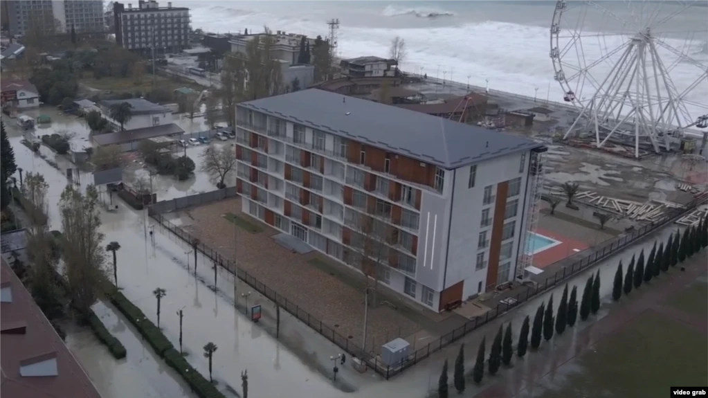 В Гагрском районе подсчитывают ущерб, нанесенный штормом
