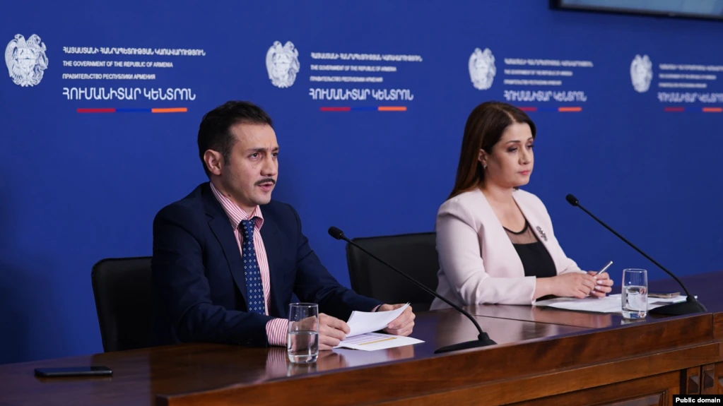 Число вынужденных переселенцев из Карабаха в Армению составило 100 520 человек