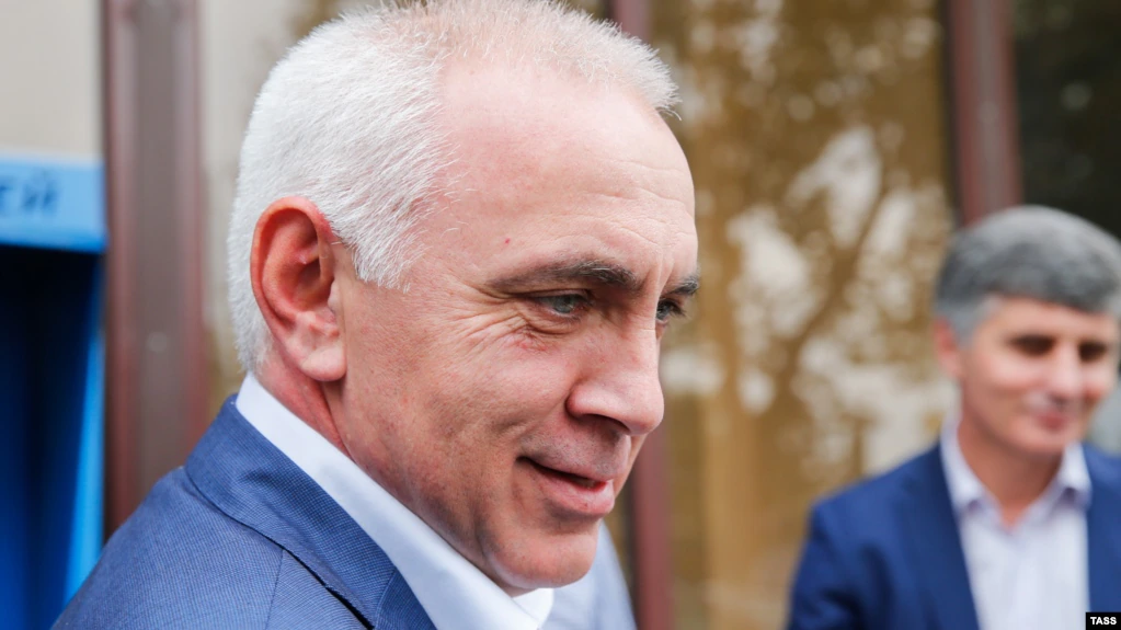 Абхазский посол 5 апреля вручит верительные грамоты Владимиру Путину