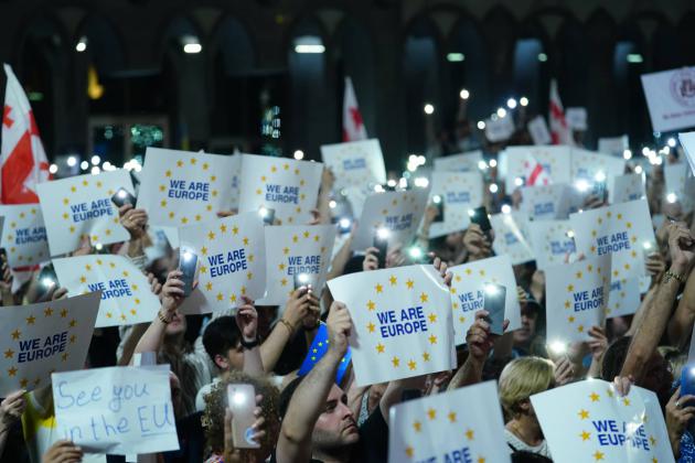 "სირცხვილია": "ქართველი ხალხი პრინციპულად დაიცავს ევროპულ არჩევანს, ვიცით რა ეღობება ამას წინ"