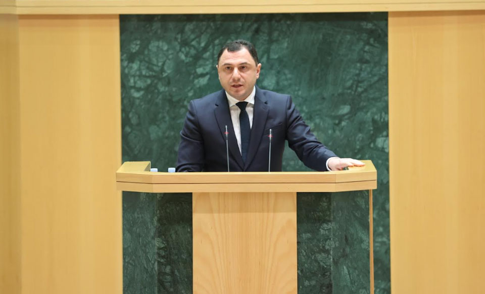 მინისტრი: დავალიანების გამო შეჩერებული სტატუსი 4 000-მდე სტუდენტმა აღიდგინა