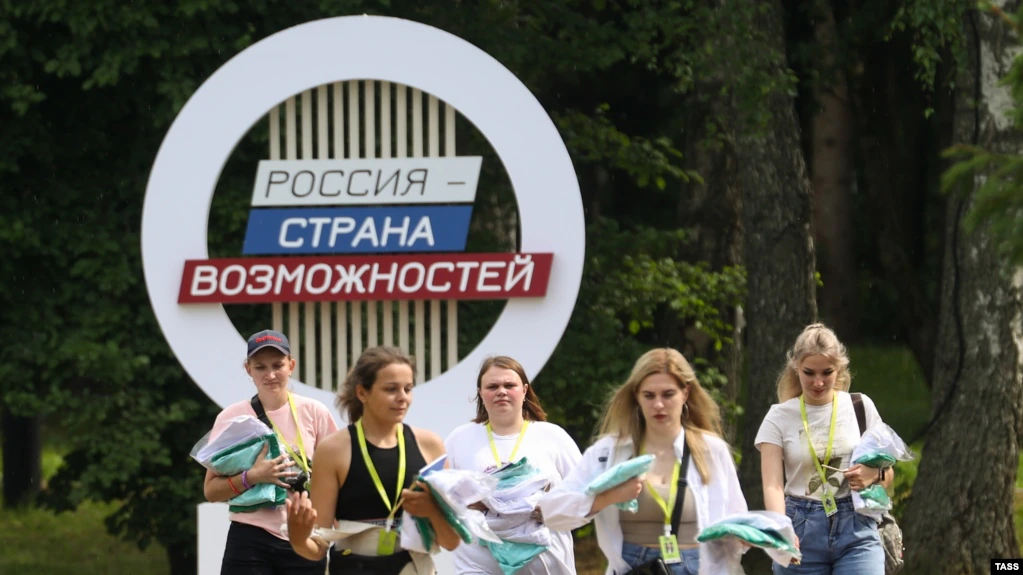 "Вёрстка": на выставку "НАТО - история обмана" в Сочи выделили ₽65 млн
