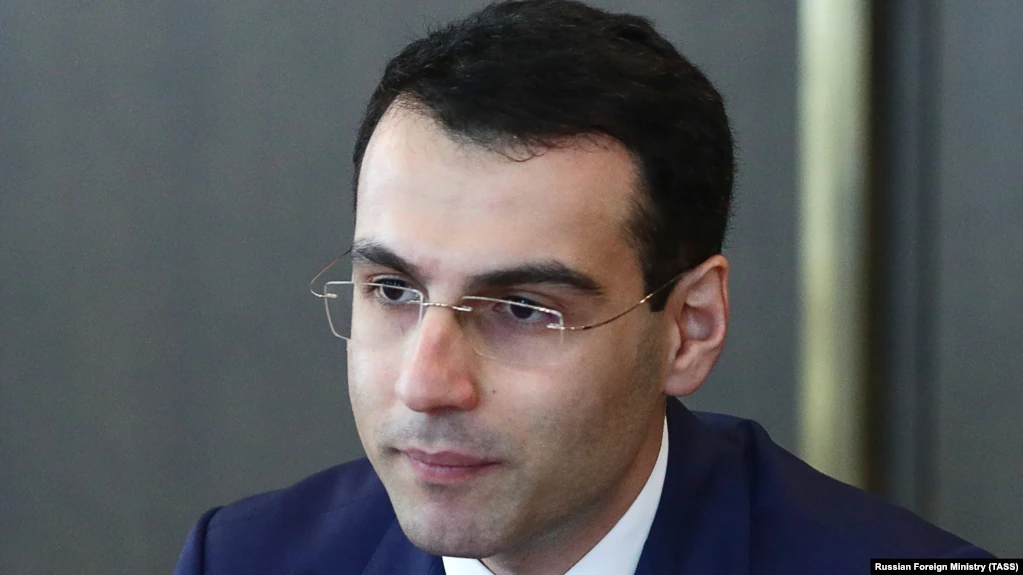 Инал Ардзинба провел совещание с новым абхазским послом в Сирии