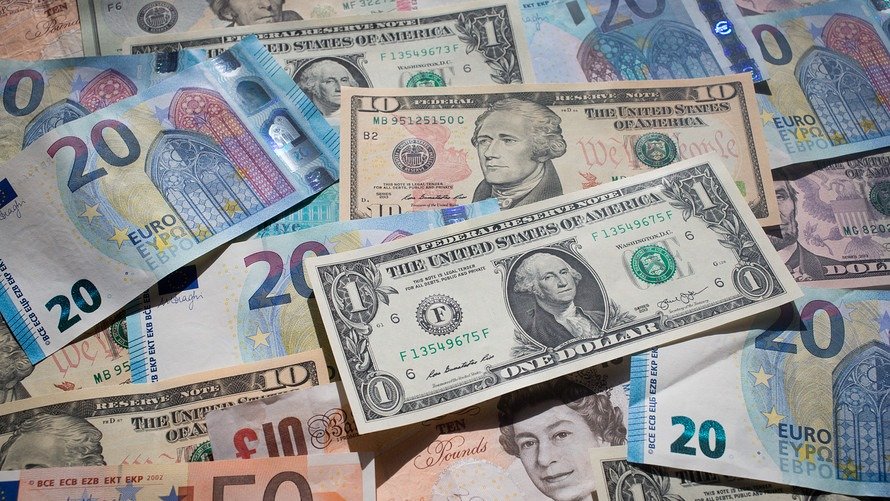 1 აშშ დოლარის ოფიციალური ღირებულება 2.7003 ლარი გახდა