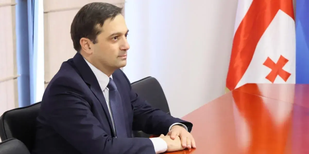 Омбудсмен вслед за "Мечтой" утверждает: "Закон FARA — американское законодательство, и говорить об его недемократичности излишне"