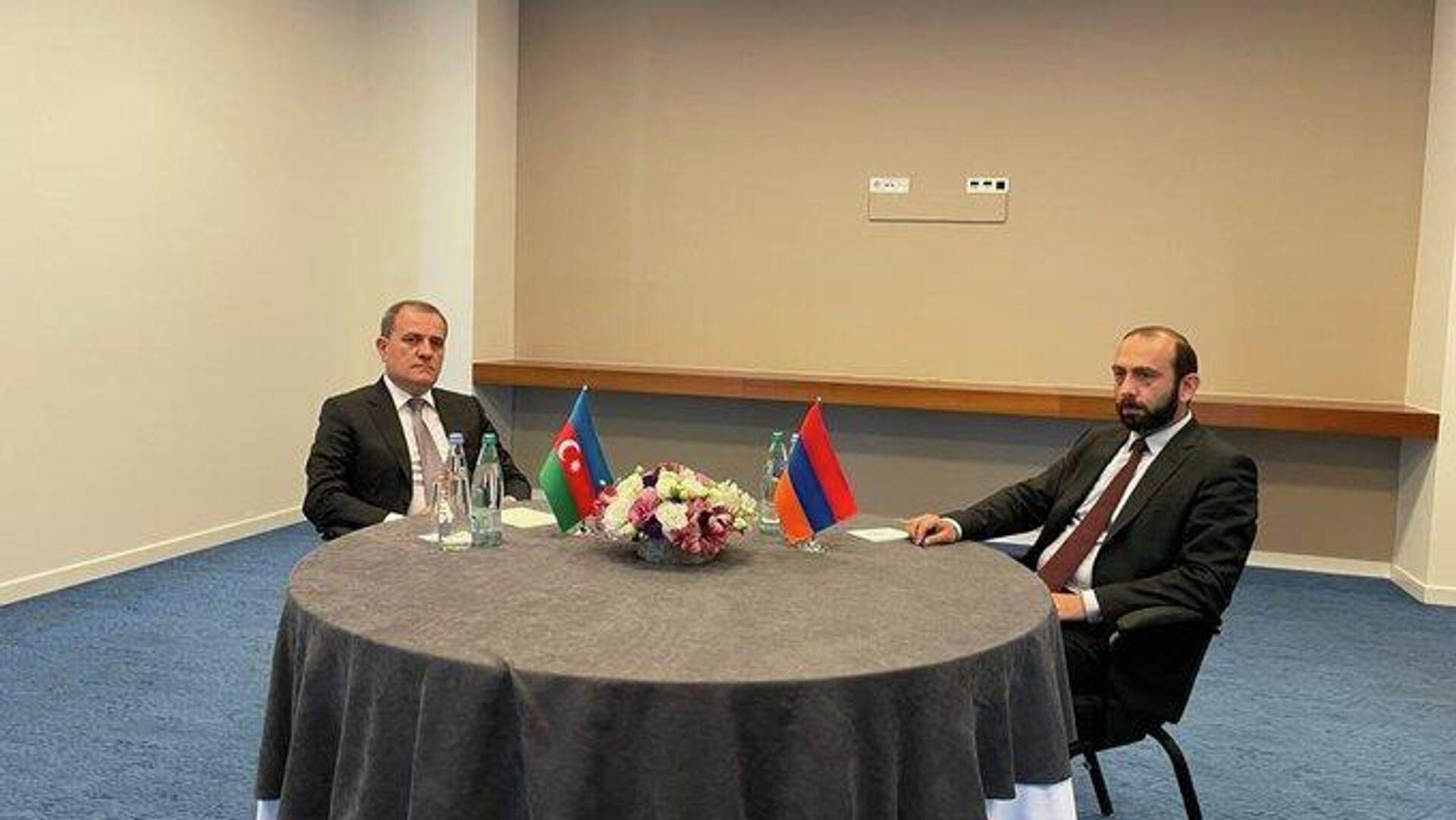 ბაქო თბილისში მიღწეული შედეგით კმაყოფილია – ჩავუშოღლუ