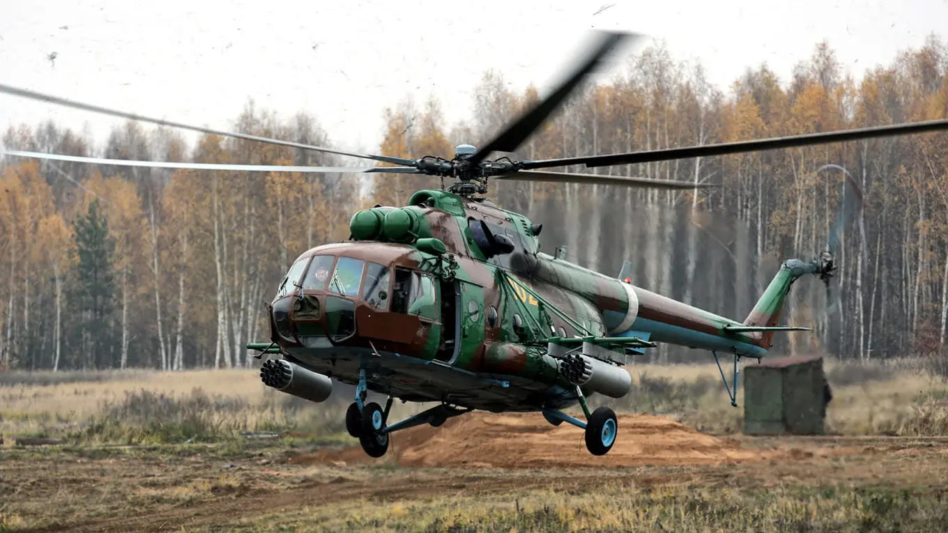 Российские авиакомпании могут лишиться около 300 устаревших вертолетов Ми-8