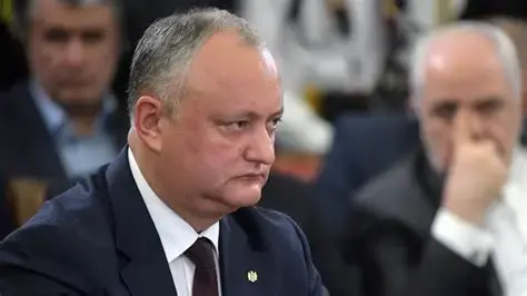 В Молдове лидер проигравшего выборы оппозиционного блока призвал сторонников выйти к парламенту