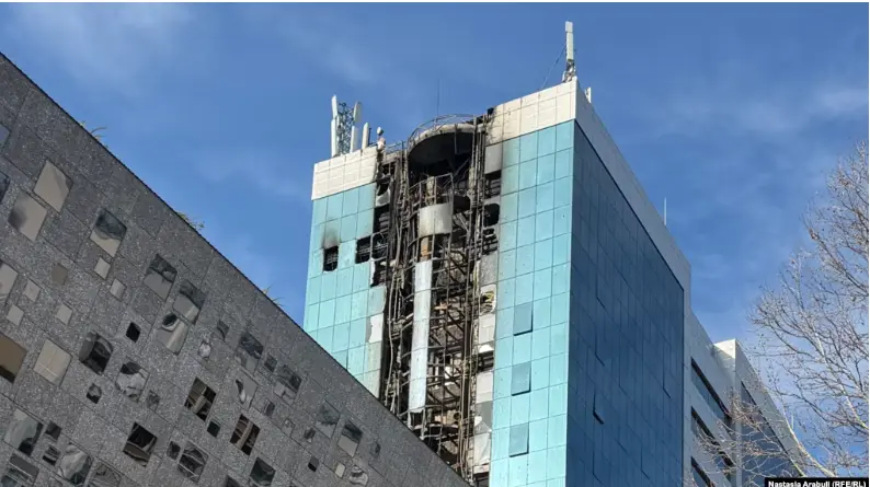 Пожар произошёл в головном офисе Liberty Bank в Тбилиси