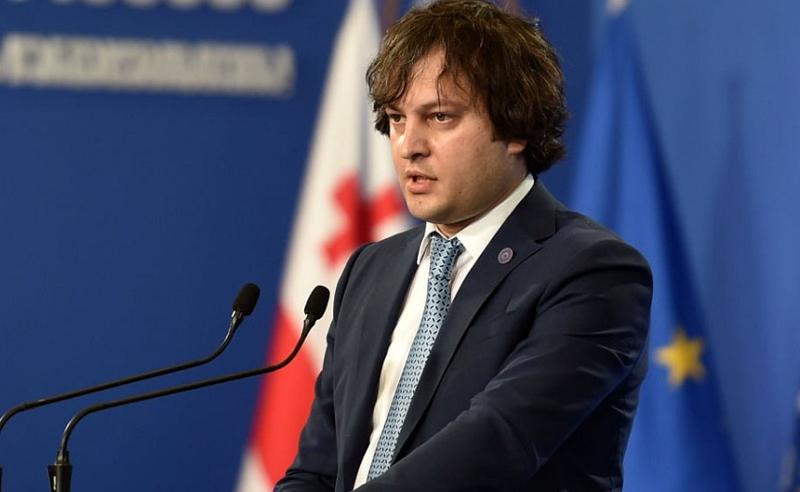 პრემიერი პოლიტიკური თანამდებობის პირების ხელფასის ზრდის აუცილებლობას, მათ შორის კორუფციის რისკებს უკავშირებს: "ადამიანი არის მიდრეკილი ცდუნებისკენ"