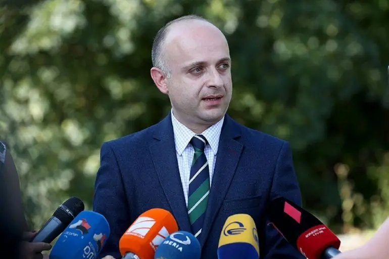 ანთაძე: ოკუპირებულ ცხინვალში უკანონო პატიმრობაში 10 მოქალაქეა, კონკრეტული დაპირებები არ გაცემულა, მაგრამ არსებობს მოლოდინი, მივაღწიოთ რამდენიმეს ოჯახში დაბრუნებას