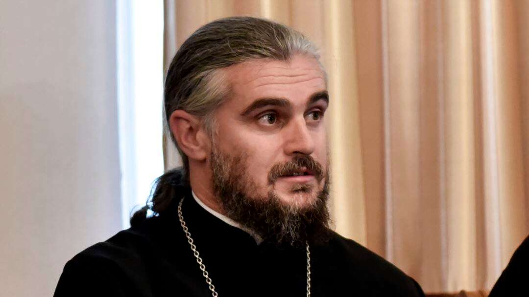 მამა შალვა ჟურნალისტის შესახებ სიცრუის ქადაგების გამო ბოდიშს იხდის