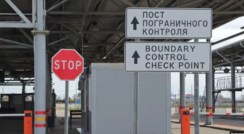 Абхазия передала Москве задержанную гражданку Таджикистана