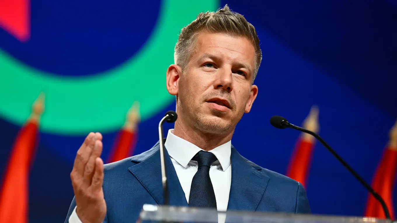 Новый лидер Венгрии согласился разблокировать кредит ЕС Украине на 90 млрд евро