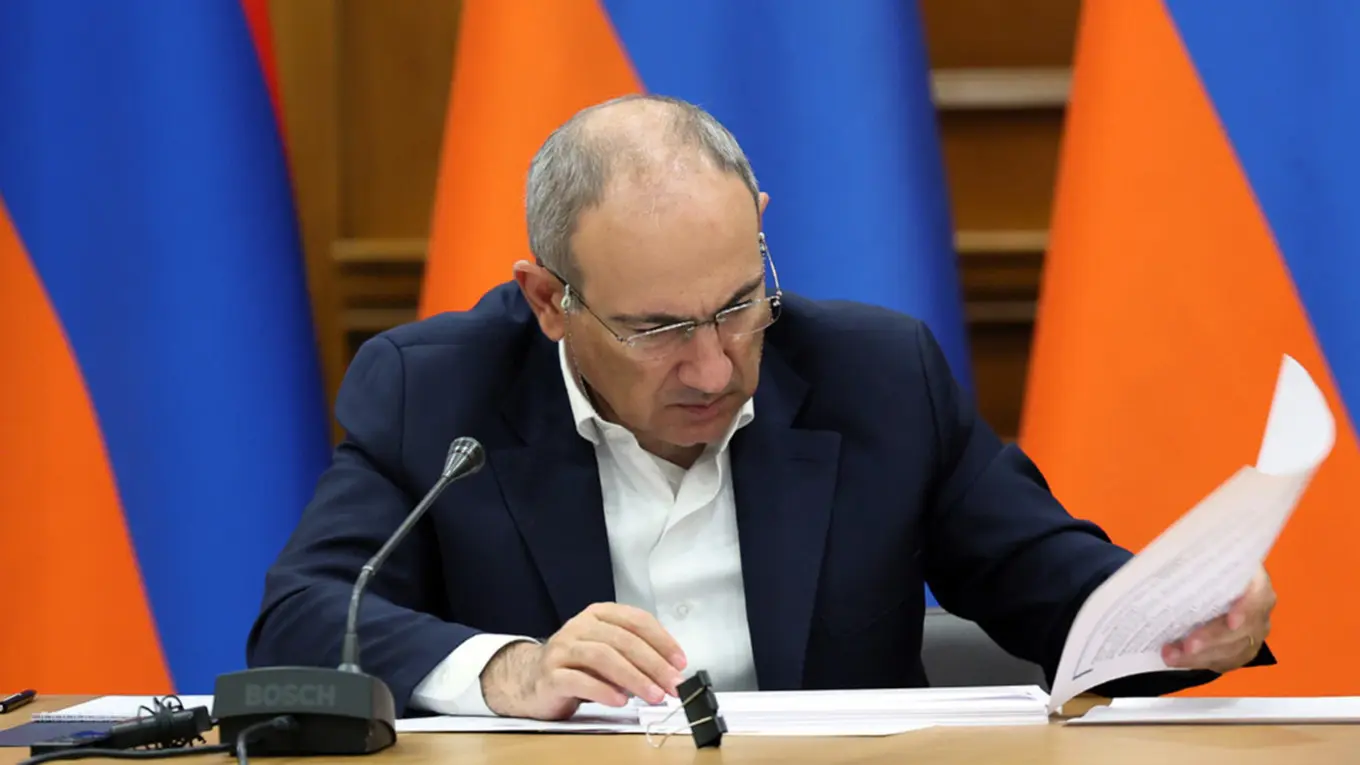Кремлеботы начали кампанию против премьера Армении Пашиняна