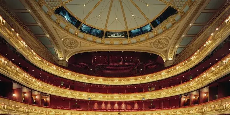 Королевский оперный театр призвал премьера Великобритании вмешаться в дело Пааты Бурчуладзе