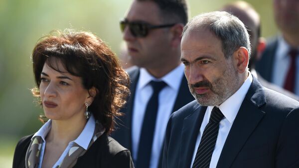 ფაშინიანის მეუღლე კიევშია: "ომებში ბავშვების დაღუპვა უფროსების მარცხია"
