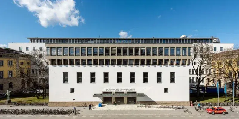 Немецкие партнеры игнорируют исследование, связанное с нацизмом в Университете Кутаиси