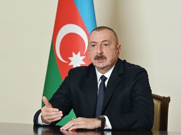 Азербайджан высылает двух французских дипломатов