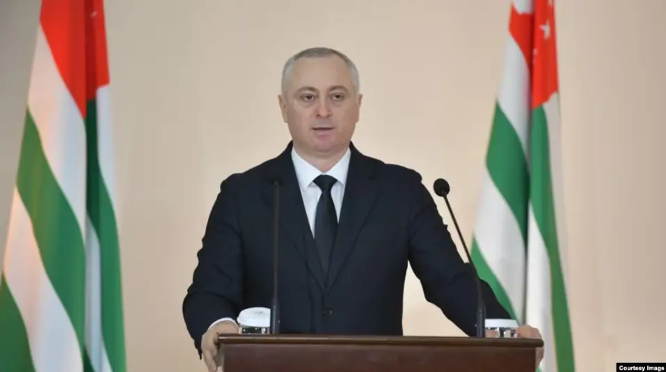 Гунба назвал союз с Россией главным гарантом безопасности Абхазии