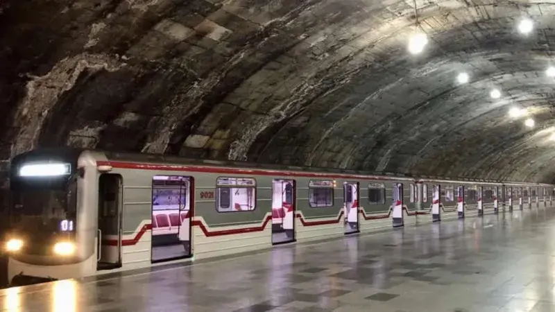 Мэрия планирует реабилитировать 12 станций метрополитена Тбилиси