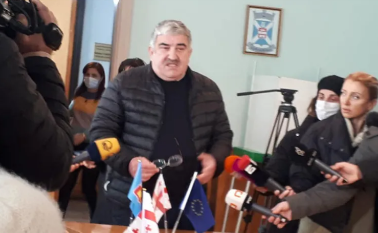 წალენჯიხის საკრებულოს თავმჯდომარედ გახარიას პარტიის წევრი აირჩიეს