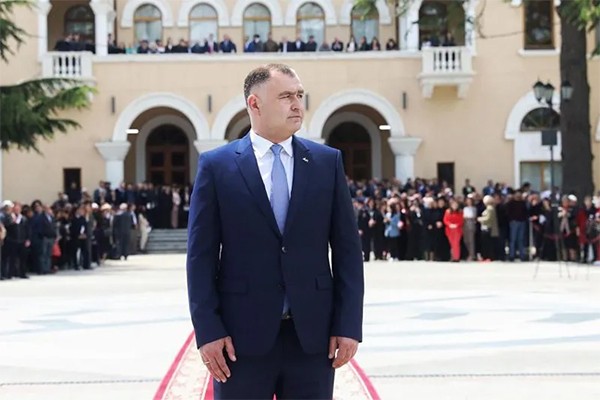 Гаглоева просят перевести Южную Осетию на тбилисское время