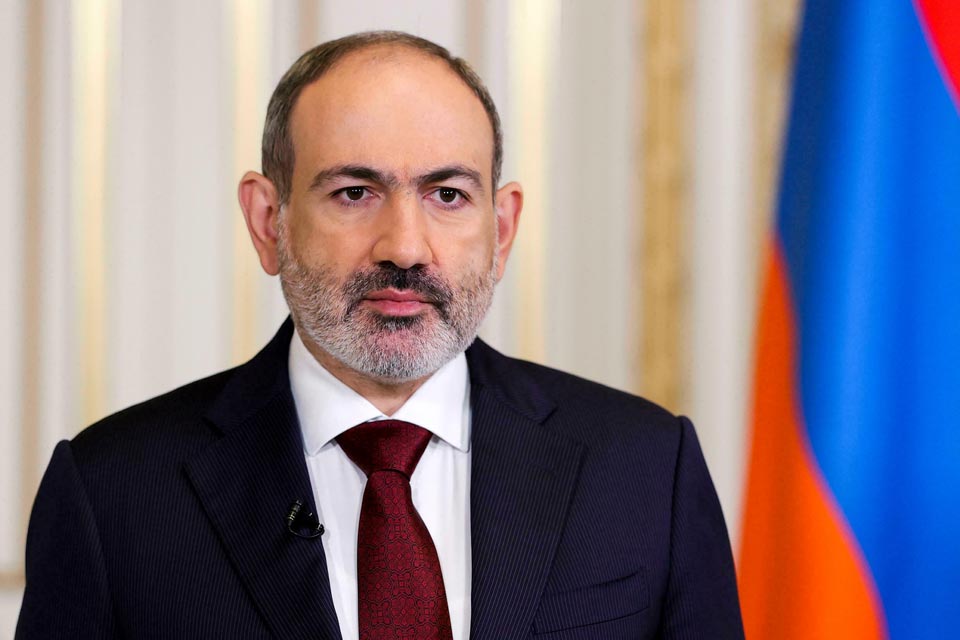 Никол Пашинян заявляет, что не собирается уходить в отставку