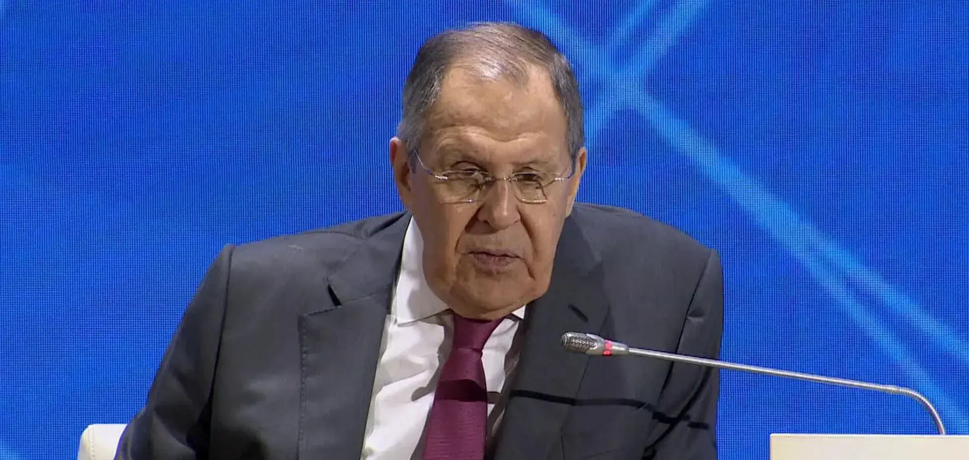 Лавров: Повестка для саммита Путин-Зеленский "совсем не готова" - NBC