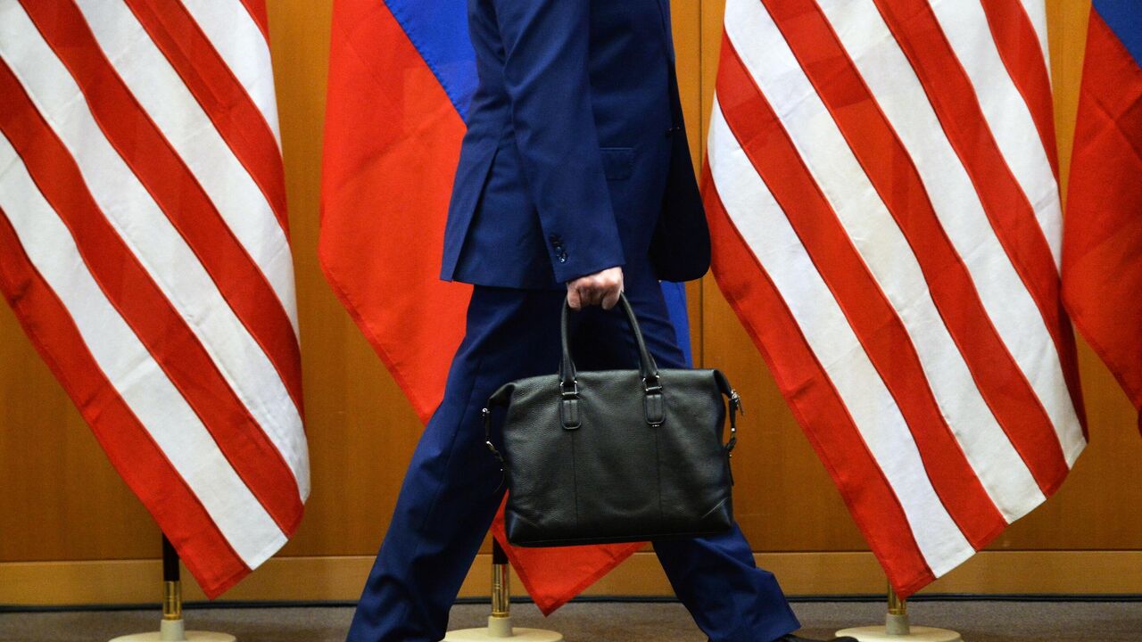 Reuters: США и Россия вели неофициальные дискуссии в Женеве