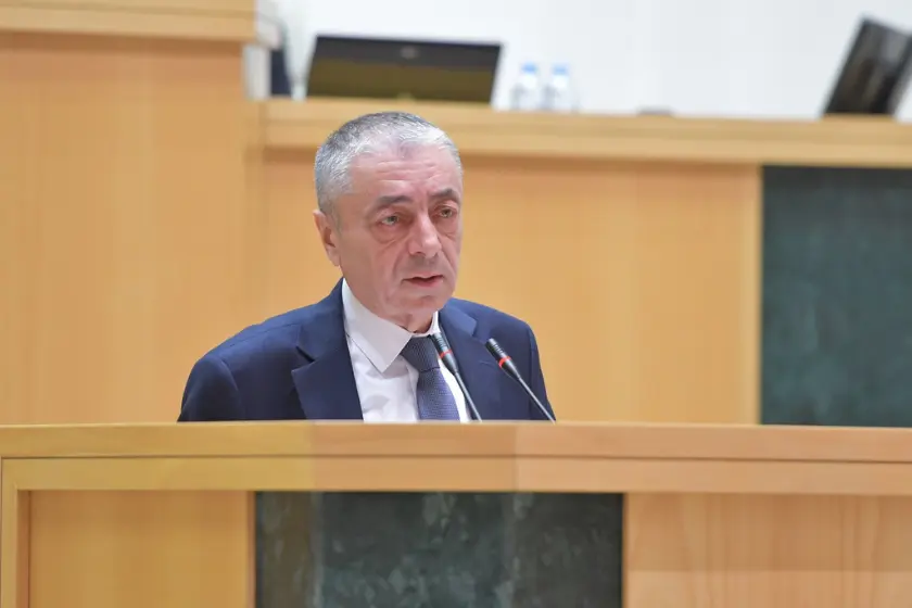 თენგიზ შარმანაშვილი – თორნიკე რიჟვაძეზე: "დადგენილია, რომ ეს წერილი მართლა მისი დაწერილია?"