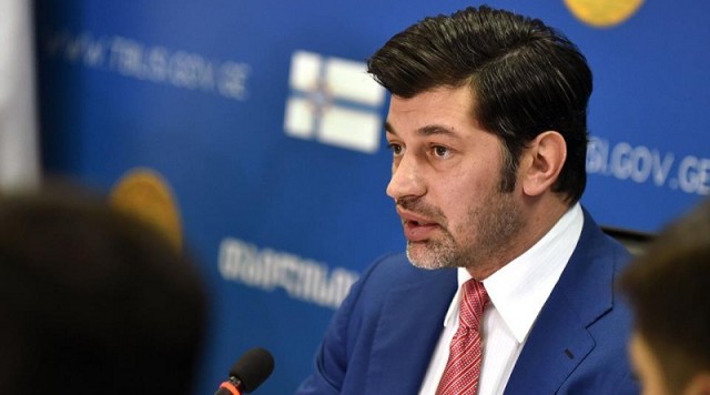 "ტაქსის მძღოლები, რომელთაც შემოსავალი არ უფიქსირდებათ, ბანკებიდან სესხის აღებას შეძლებენ"