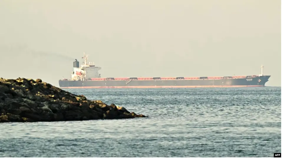 WSJ: США не пропустили восемь танкеров через Ормузский пролив