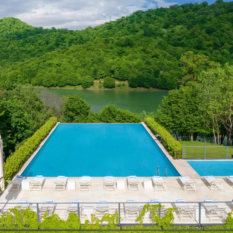 Hotel Kvareli Lake: What Makes this Resort a Different Choice