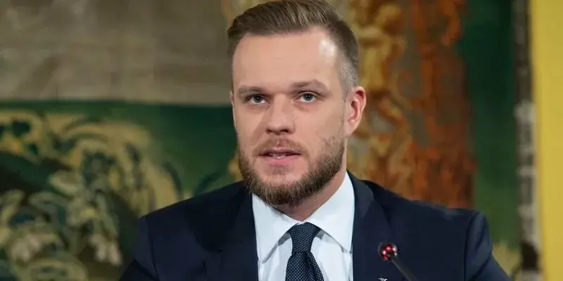 Экс-глава МИД Литвы: надеюсь оставшаяся часть грузинской оппозиции не будет участвовать в выборах