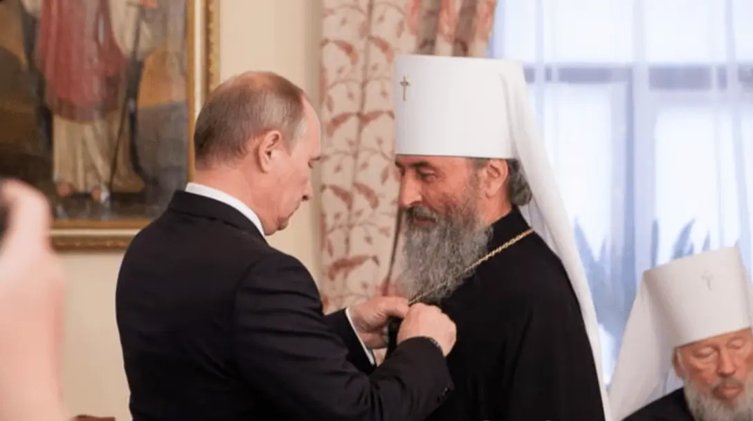 Митрополита УПЦ МП Онуфрия лишили гражданства Украины