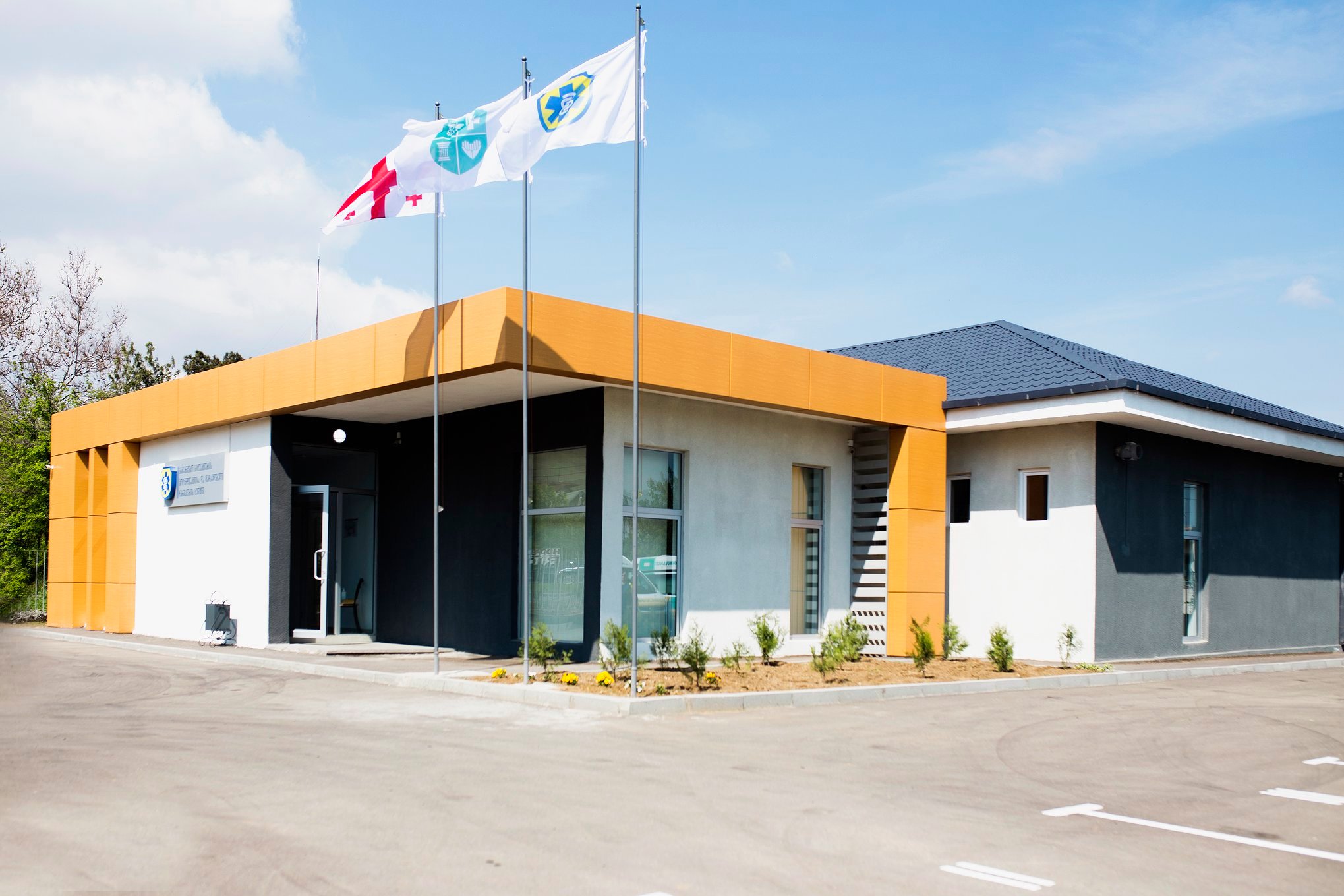 ქვემო ქართლის რეგიონში საგანგებო სიტუაციების კოორდინაციისა და გადაუდებელი დახმარების ცენტრის 2 ახალი შენობა გაიხსნა