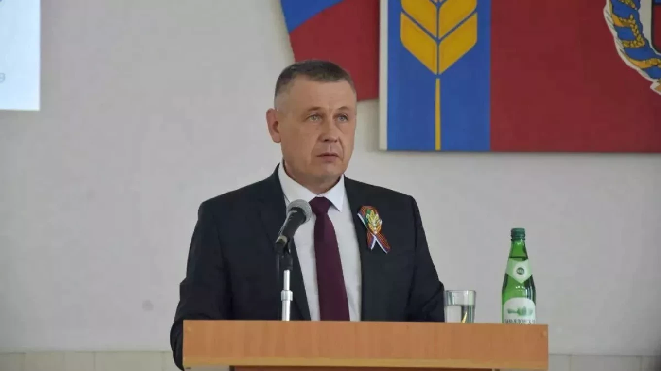 На Алтае уволенный чиновник застрелил главу района