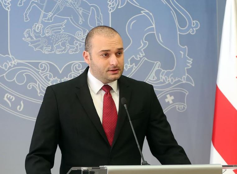 ტოვებს თუ არა სერგეენკო თანამდებობას – ბახტაძის პასუხი