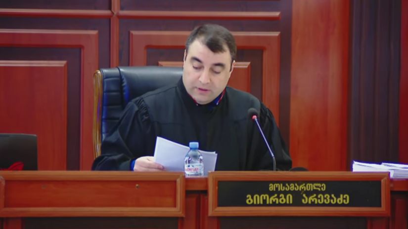 სააკაშვილისთვის სასჯელის გადავადების, ან სასჯელისგან გათავისუფლებასთან დაკავშირებით მორიგი სასამართლო პროცესი 6 თებერვალს გაიმართება
