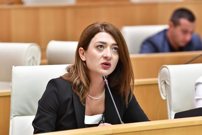 ანა ბუჩუკური: ქალი პოლიტიკოსები განსაკუთრებული დარტყმის ობიექტები ხდებიან საქართველოში