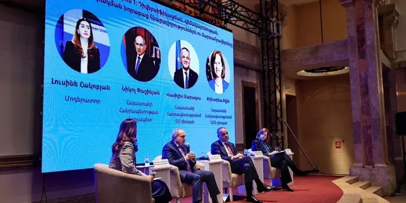 Пашинян заявляет, что Армения «безоговорочно» хочет вступить в ЕС