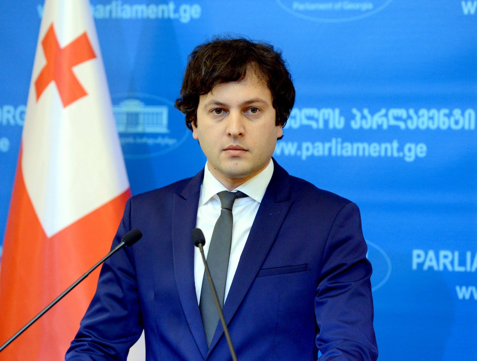 კობახიძე პარლამენტში დღეს განვითარებულ მოვლენებზე პასუხისმგებლობას იხსნის