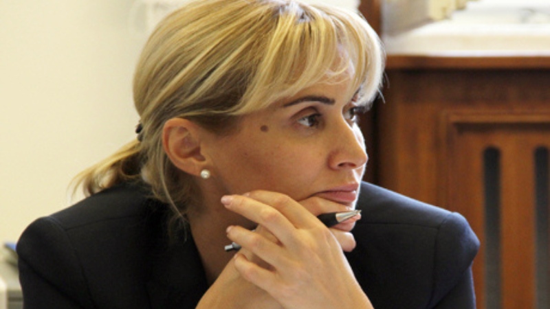 ადვოკატი: მოსამართლემ მზია ამაღლობელი დატოვა დაცვის გარეშე