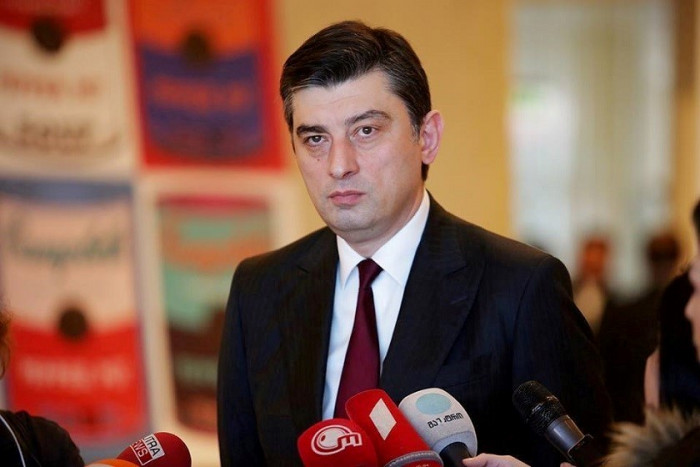 "როგორც კი საჭირო იქნება, მაშინვე უპრობლემოდ გადავდგები"