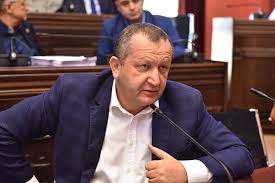 Georgians angry over Russian lawmaker's visit try to storm parliament